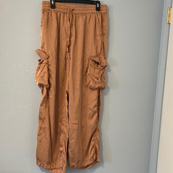 aerie Pants - Aerie Bronze-Toned lightweight sateen cargo drawstring Pants